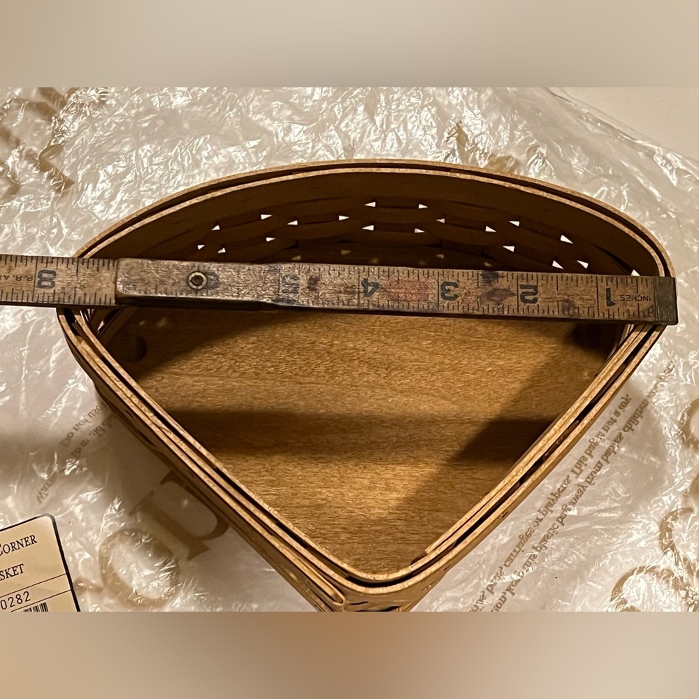 NWT LONGABERGER SMALL CORNER BASKET & SAGE LINER. - Picture 15 of 16